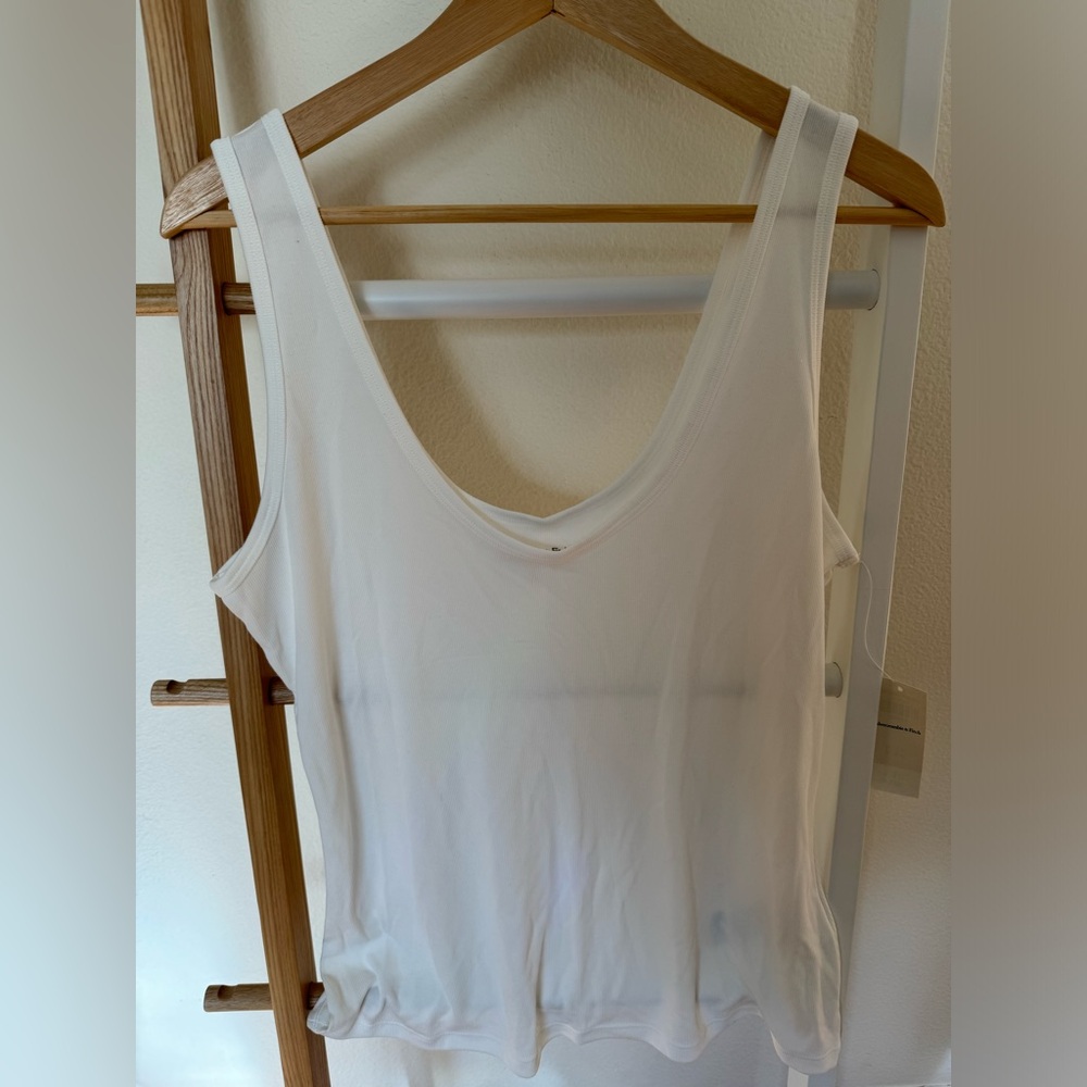 NWT Abercrombie modal blend tank in white